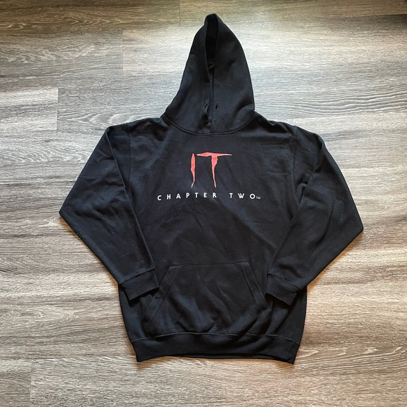 IT Chapter Two “IT‎ Comes Back” Clown Horror Graphic Hoodie Size Small - Picture 1 of 6